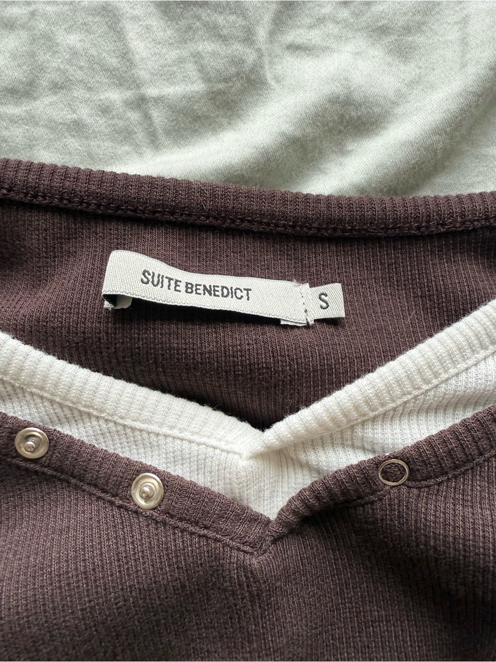 Suite Benedict Brown Ribbed Layered Snap-Neck Top with White Trim - Picture 2 of 2